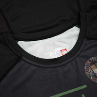 LONGSLEEVE RASHGUARD PERFORMANCE MESH WOODLAND LOGO - kup z Pit Bull West Coast Oficjalny Sklep